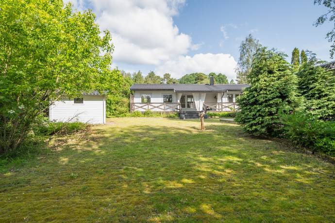 4 rum villa på Kärrsångarvägen 8 Skokloster - Söderskogen, Håbo kommun - bild 2