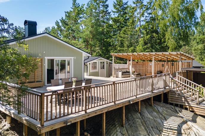 Krokholmsvägen 44, Ingarö Björkvik, Värmdö kommun