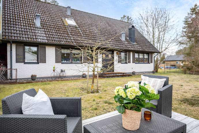 villa på Capollovägen 23 Vanneberga, Kristianstads kommun - bild 1