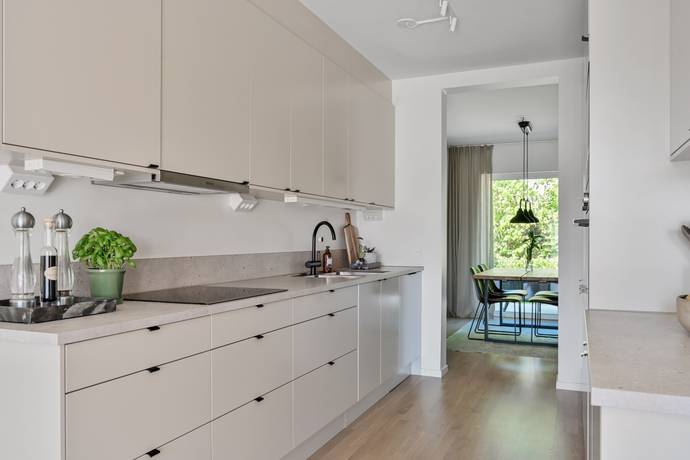 4 rum Radhus på Prästgårdsvägen 7D Runby Upplands Väsby kommun - bild 6