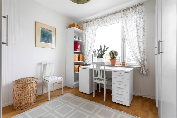 5 rum Lägenhet på Lilla vägen 12 Centrum Enköpings kommun - bild 6