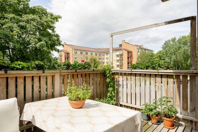 4 rum lägenhet på Polhemsgatan 11 Gamla Huvudsta, Solna kommun - bild 2