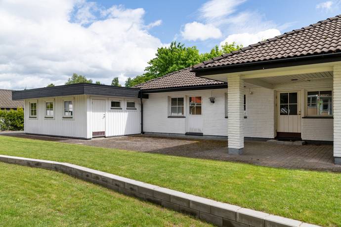 7 rum villa på Norra Järnvägsgatan 28B Vinslöv, Hässleholms kommun - bild 2