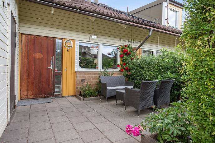 4 rum radhus på Axel Swartlings gata 89 Klockaretorpet, Norrköpings kommun - bild 1