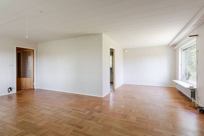 8 rum Villa på Valbacksvägen 13 Ingatorp Eksjö kommun - bild 12