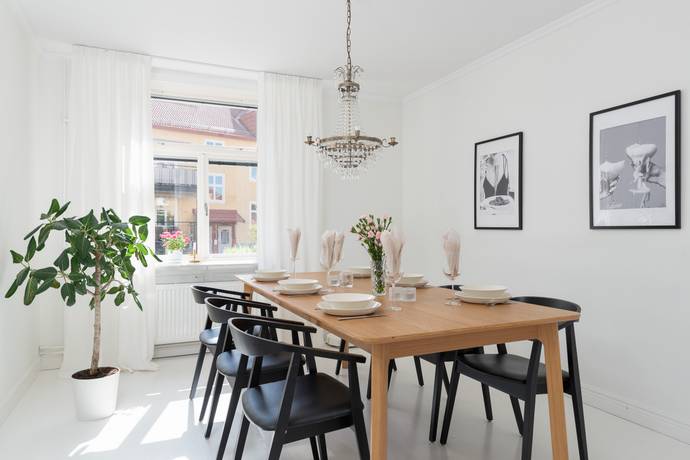 5 rum Lägenhet på Lovisebergsvägen 4A Karlsdal Västerås kommun - bild 2