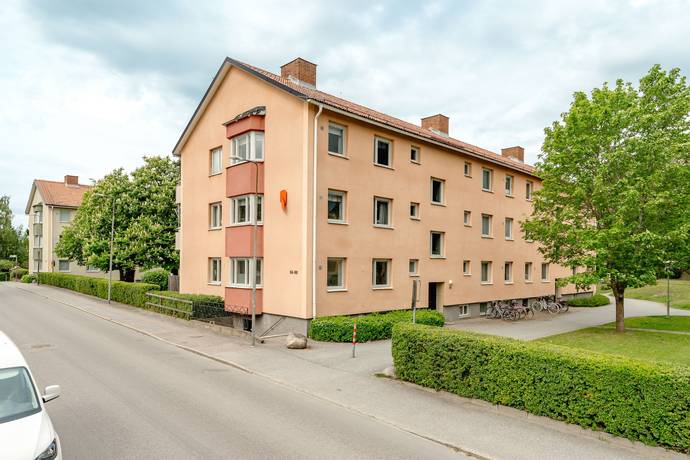 2 rum lägenhet på Bergsgatan 88 Sankt Ilian, Enköpings kommun - bild 2