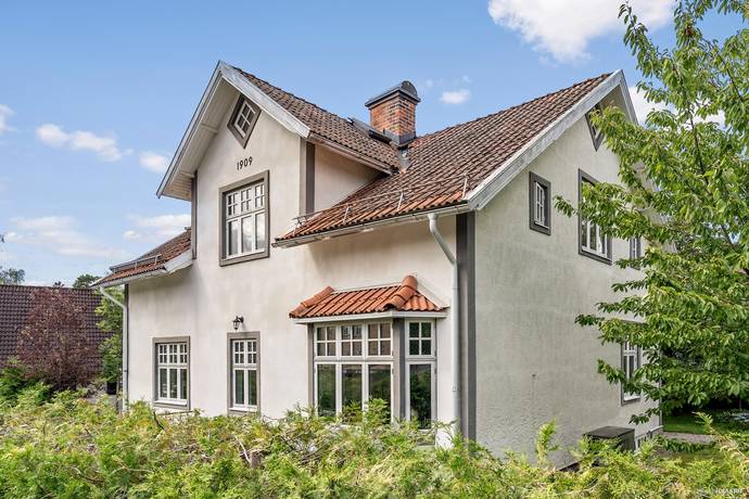 8 rum villa på Palmérsvägen 1 Flysta, Stockholms kommun - bild 1