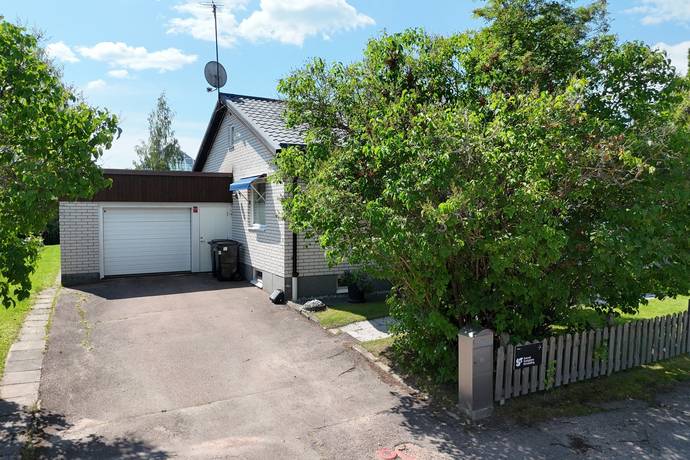 5 rum villa på Slingergatan 15 Nedre Tjärna, Borlänge kommun - bild 2