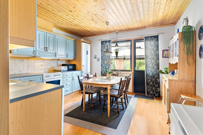 4 rum villa på Åkergatan 28 Närsta, Haparanda kommun - bild 2