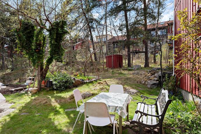 5 rum radhus på Björkholmsvägen 208 Östra Orminge, Nacka kommun - bild 1