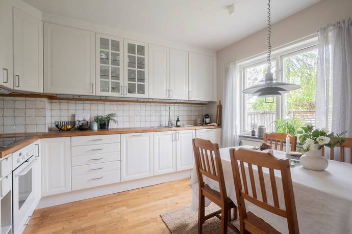 5 rum Parhus på Stensängsvägen 5A Stuvsta Huddinge kommun - bild 16