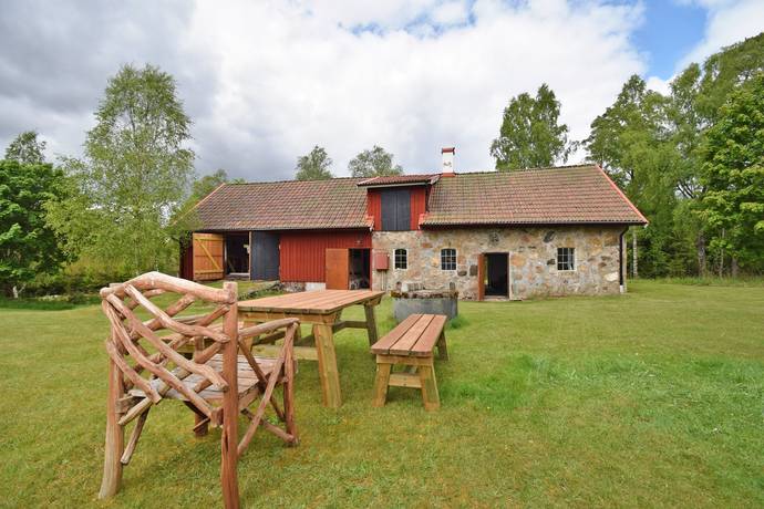 7 rum Gård/skog på Odensjö-Hyltan 1 Småland Ljungby kommun - bild 9