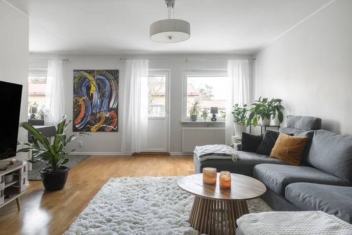 3 rum lägenhet på Herkulesvägen 26 Lindalen, Tyresö kommun - bild 2