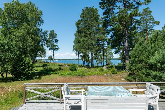 6 rum vinterbonat fritidshus på Svanviken 7 Yxlan -Hysängen, Norrtälje kommun - bild 3