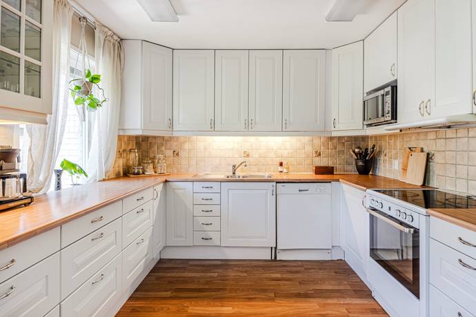 7 rum Villa på Blåbärsvägen 3 Ärsta Eskilstuna kommun - bild 9