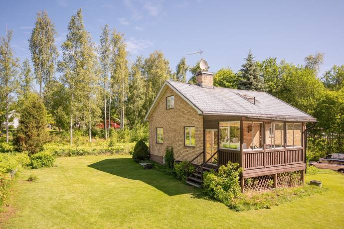 5 rum villa på Hedemoravägen 49 Vikmanshyttan, Hedemora kommun - bild 1