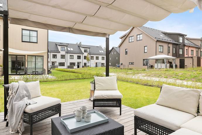 6 rum radhus på Smedjans väg 17  Steninge Slottsby, Sigtuna kommun - bild 3