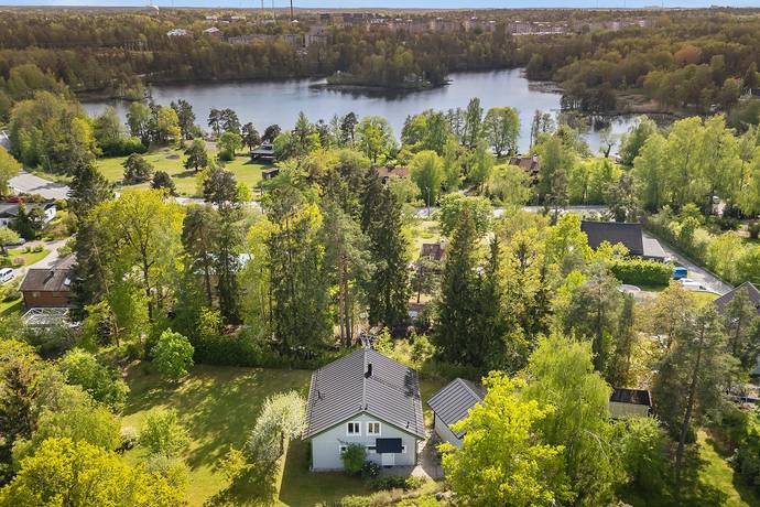 6 rum villa på Nygärdesvägen 17 Rensättra, Nacka kommun - bild 2