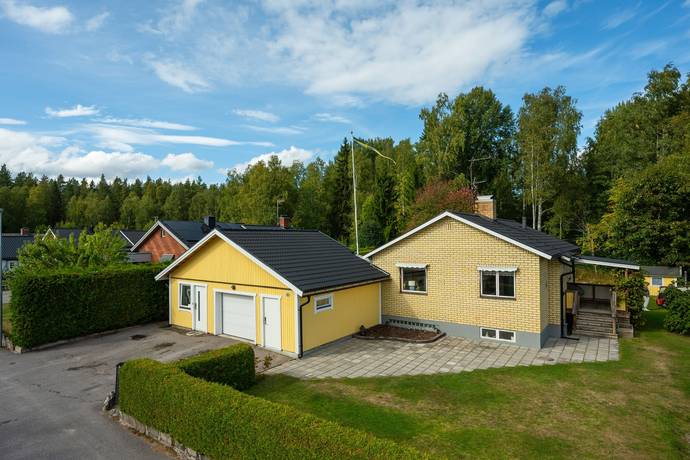 Skogsgatan 32, Stensätra, Sandvikens kommun