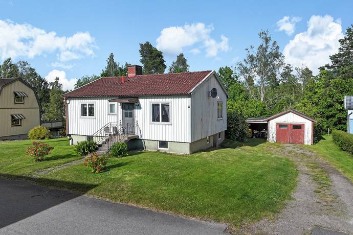 3 rum villa på Sjömansgatan 8 Rolfserud, Säffle kommun - bild 1
