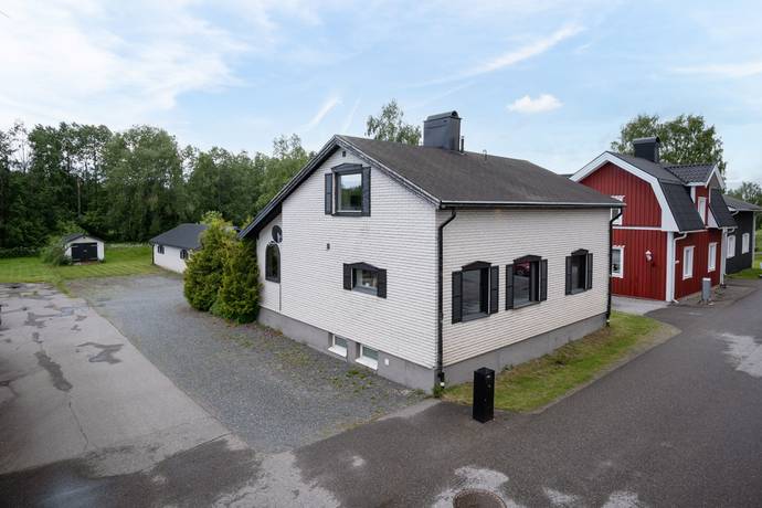 5 rum villa på Furunäsvägen 10 Strömsborg, Piteå kommun - bild 1