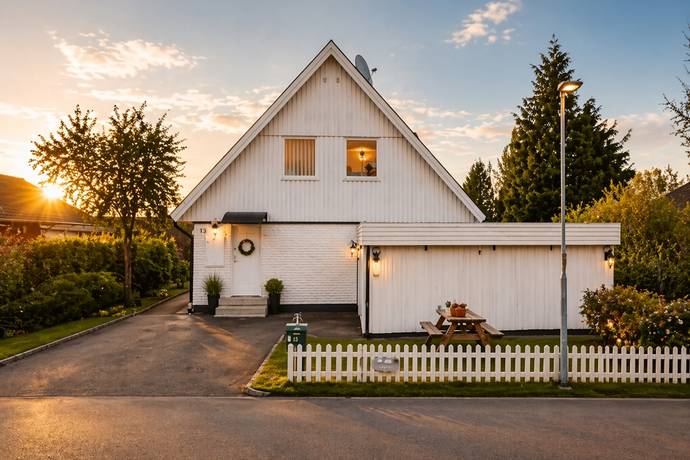 Bergklintvägen 13, Upplands Väsby - Bollstanäs, Upplands Väsby kommun