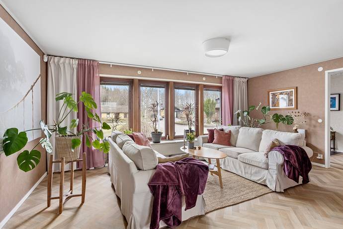 6 rum Villa på Björnstigen 12 Laxå Laxå kommun - bild 19