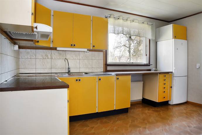 4 rum Villa på Storgatan 82 Blomstermåla Mönsterås kommun - bild 10