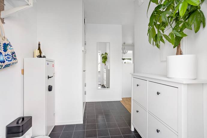 4 rum radhus på Drevevägen 19 O Ekeby-almby, Örebro kommun - bild 2