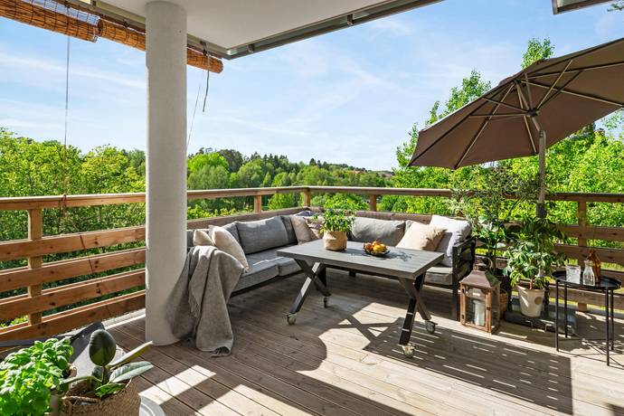 3 rum lägenhet på Höjdvägen 15 Centralt, Österåkers kommun - bild 1