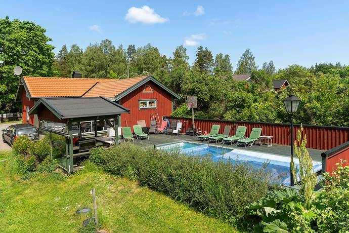 4 rum villa på Bokvägen 2 Norrtälje, Norrtälje kommun - bild 1