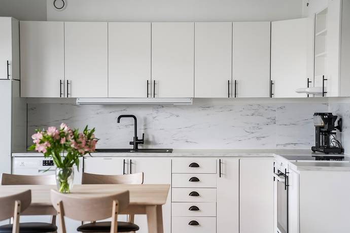 3 rum radhus på Fridhemsgatan 28E Centrala Vårgårda, Vårgårda kommun - bild 1