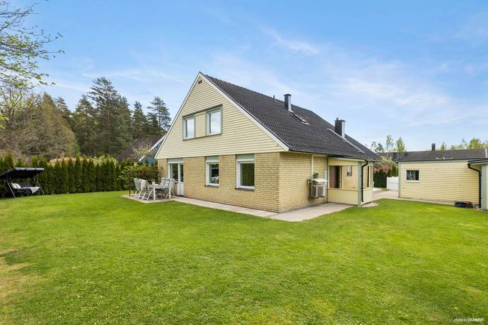 6 rum Villa på Tujavägen 18 Bettorp Örebro kommun - bild 9