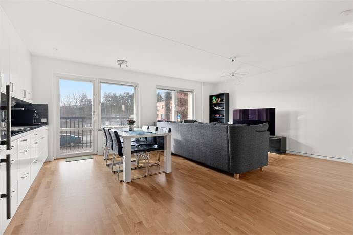 2 rum Lägenhet på Gamla Enköpingsvägen 174 Ursvik Sundbybergs kommun - bild 2