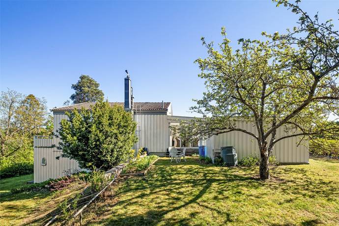 5 rum villa på Asplövsgränd 136 Hässelby Norra Villastad, Stockholms kommun - bild 1