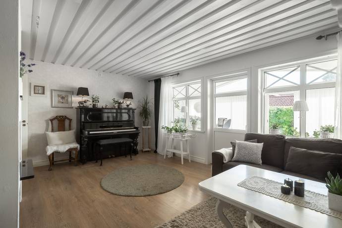 10 rum Villa på Rödklintsgatan 11 Nya Hjärsta Örebro kommun - bild 15