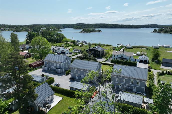 2 rum villa på Lindgårdsvägen 13 D Svinninge, Österåkers kommun - bild 1