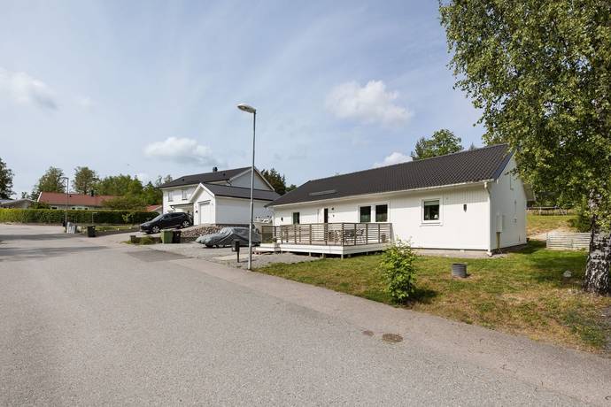 5 rum Villa på Rosendalsvägen 28 Stallarholmen Strängnäs kommun - bild 35