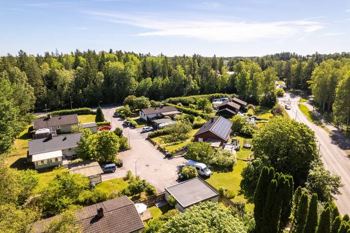 villa på Triangelvägen 6 Järna, Södertälje kommun - bild 2