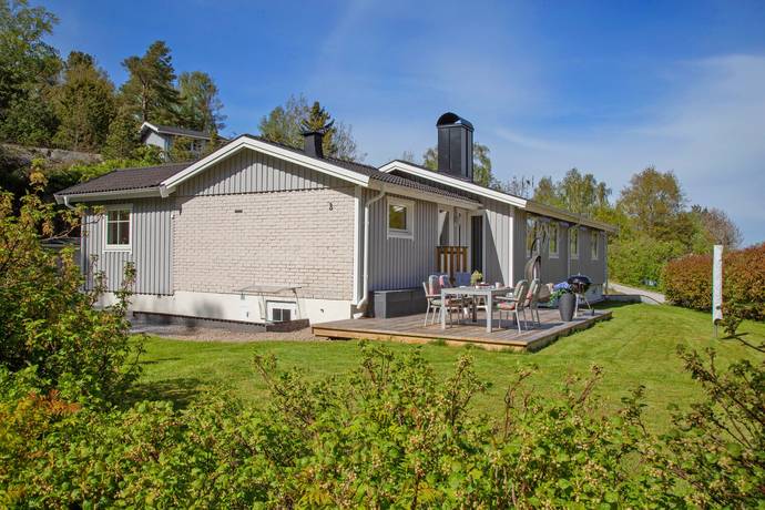 5 rum villa på Klevabergsvägen 3 Höviksnäs, Tjörns kommun - bild 1