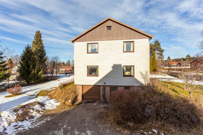 8 rum Villa på Bergdahlsvägen 4 Hällefors Hällefors kommun - bild 3