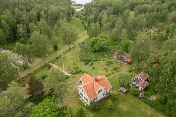 gård/skog på Väster Edsvik 96 Björkö  - Väster-Edsvik, Norrtälje kommun - bild 3