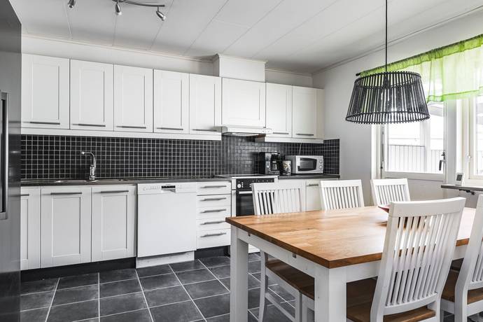 5 rum Radhus på Viringegatan 4 Mjölby kommun - bild 8