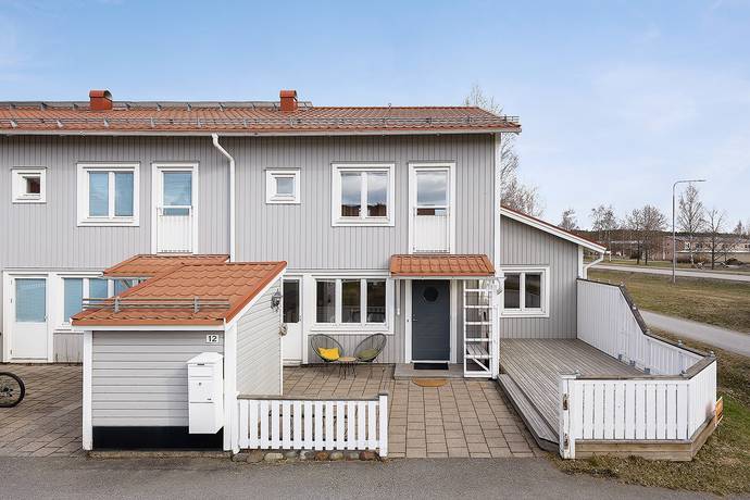 5 rum lägenhet på Önnemostigen 12 Tuböle, Skellefteå kommun - bild 1