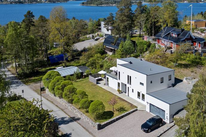 5 rum villa på Alkällevägen 44B Kolvik, Värmdö kommun - bild 1