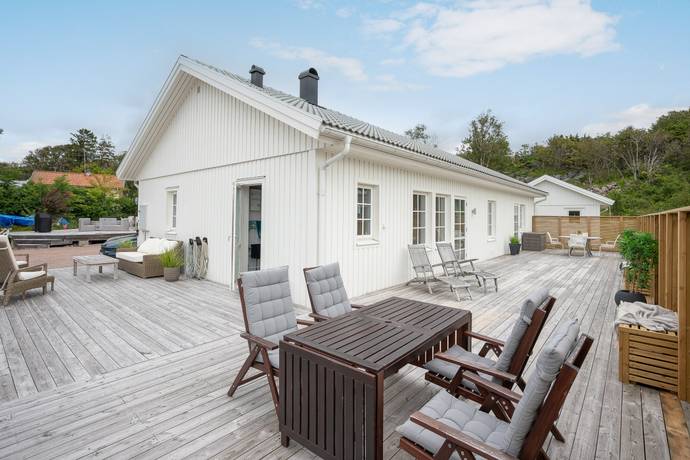 Skalhamn, Lysekils kommun