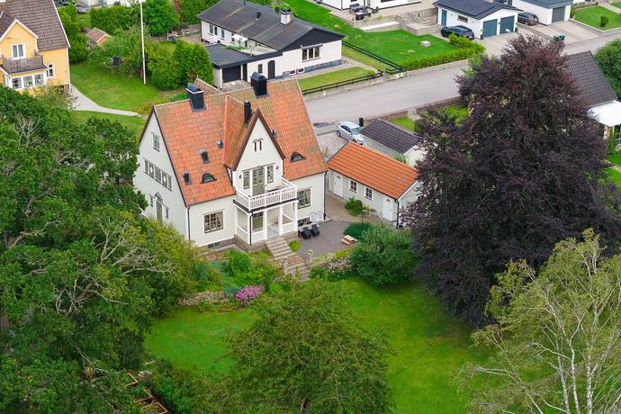 9 rum villa på Engagatan 6 Alvesta Öster, Alvesta kommun - bild 1