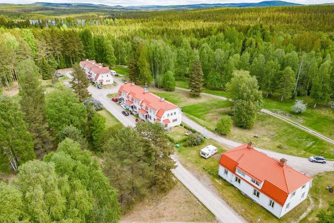 22 rum övrig på Skogsbovägen 2 + 4 + 6 Nyhammar, Ludvika kommun - bild 1