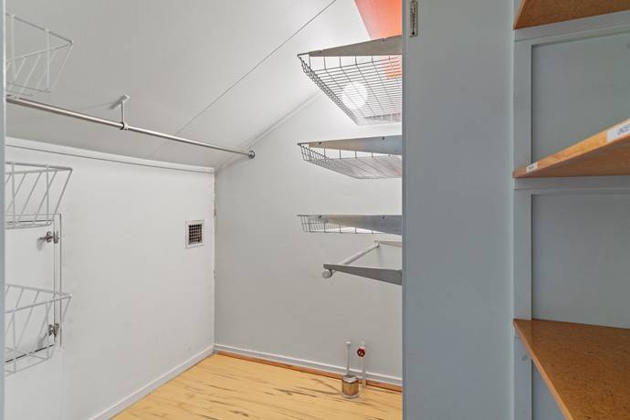 4 rum Radhus på Bragegatan 4 Öster/Djurgården Eskilstuna kommun - bild 19